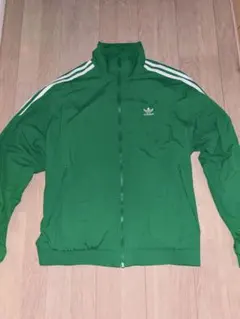 adidas緑トラックジャケット