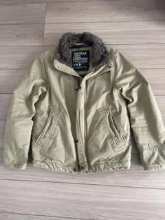 AMERICAN EAGLE OUTFITTERS ジャンパーのサムネイル