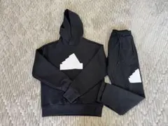adidas 黒 セットアップ　パーカー