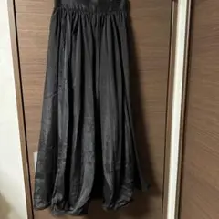 黒スカート