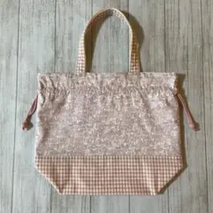 巾着バッグ　お弁当袋　リバティ生地使用　ハンドメイド　ジェニーズリボンズ