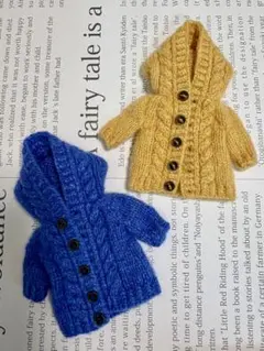 オビツ11 ねんどろいどどーる　ディーラー様　服　ニット　フード付きコート