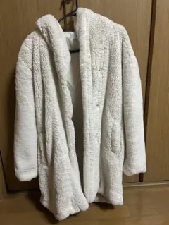 【AZUL by moussy】ファーコート フード オフホワイト