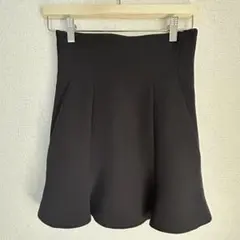 SNIDEL ヘムフレアスカショーパン(BLACK)