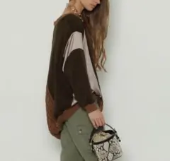 グレースクラス　アランニット　異素材ドッキング　サテン　アシンメトリー　セーター