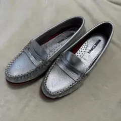 Item thumbnail for item 4c9e33de-4752-4bb4-a0f2-a7f834c4b2f3