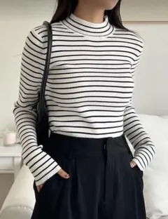 ホワイト/ブラック ストライプ リブセーター