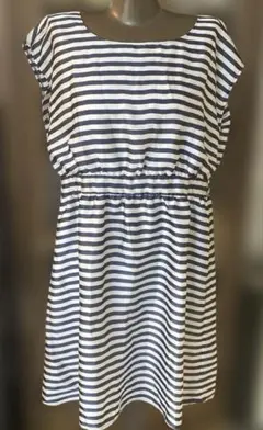 Item thumbnail for item cce42e1e-60a0-4c7d-94bc-0f779c7fd902