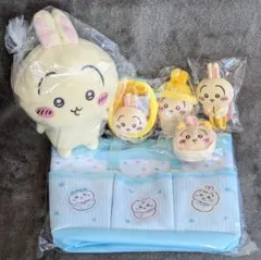 ちいかわのうさぎグッズ６点セット（ぬいぐるみ、ポーチ、マスコット、バッグ、他）