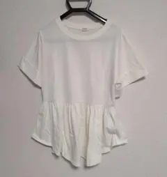 【美品】ローリーズファーム フリル裾 ホワイトトップス