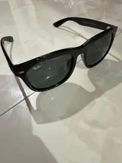 Ray-Ban サングラス ブラック　大きめのサムネイル