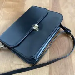 ショルダーバッグ