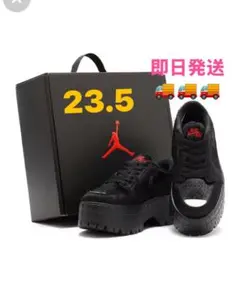 NIKE AIR JORDAN 1 BROOKLYN LOW BLACK