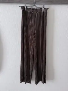 【美品】simplicite プリーツワイドパンツ ブラウン ウエストゴム