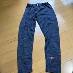 スパッツ　レギンス　ピーナッツ　スヌーピー