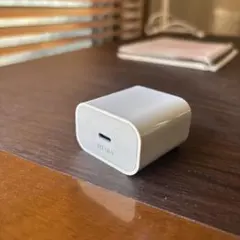 PD 18W ホワイト充電器　typeC