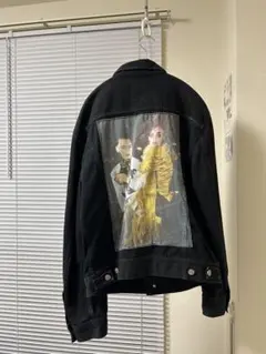 バックバッチ・ブラックデニムジャケット