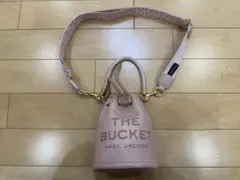 MARC JACOBS ザレザーバケットバッグ ミニ ローズ - メルカリ