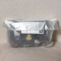 ⭐︎HELLO KITTY×Ameri PIXEL PATTERN POUCH