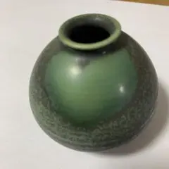 九谷焼　一輪挿し　ミニ花瓶　水差　水滴　緑色 陶器製 花瓶 シンプルデザイン