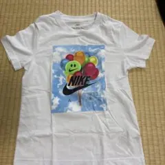 美品　120センチ　ナイキ　半袖Tシャツ　ホワイトのサムネイル
