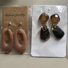 ハンドメイドイヤリング2点セット
