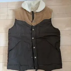 TRUE RELIGION トゥルーレレリジョン ダウンベスト - メルカリ