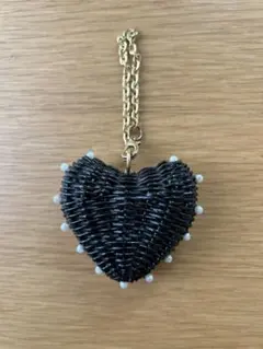 ユナイテッドアローズ　ハート型ビーズキーホルダー