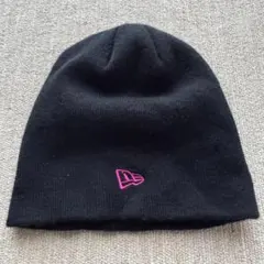 NEW ERA ニューエラ ビーニー 黒 ピンクロゴ 美品 フリーサイズ