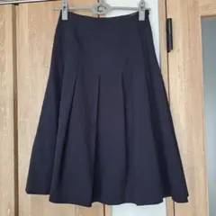 美品　Daks　ひざ丈プリーツスカート　ウール　ネイビー　チェックライン　M