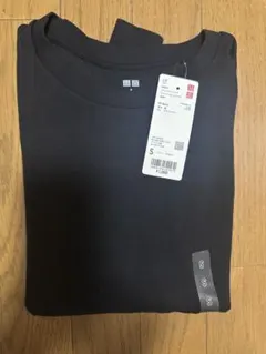 ユニクロ　スムースストレッチコットンクルーネックT