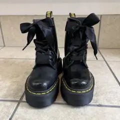 Dr. Martens サテンリボン レースアップ エナメルブーツ UK3
