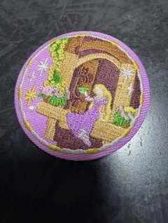 ディズニー刺繍缶バッチ　ラプンツェル