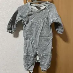 NIKE グレー　スエットロンパース　70cm