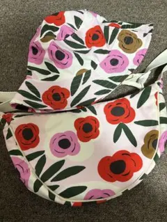 ユニクロマリメッコ花柄ショルダーバッグ帽子のセット