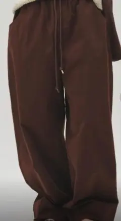 ステッカー付TODAYFUL easy chino pants バーガンディ36 - メルカリ