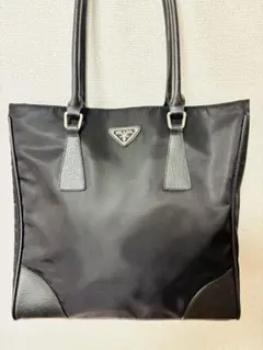 PRADA ブラック トートバッグ