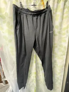 ジャージ パンツ 黒に近いグレーのサムネイル