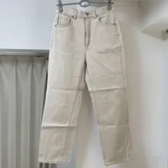 【GU】ハイウエストストレートジーンズ（BEIGE）