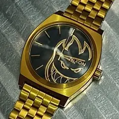 NIXON SPITFIRE