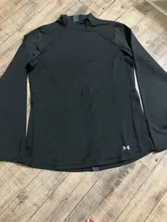 アンダーアーマー トレーニングトップス