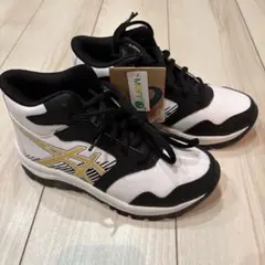 新品　ASICS Lazerbeam スニーカー ホワイト/ブラック/ゴールド