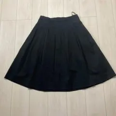 UNIQLO フレアスカート 黒 ひざ丈