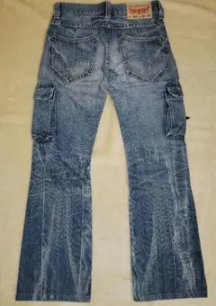 y2k Levi