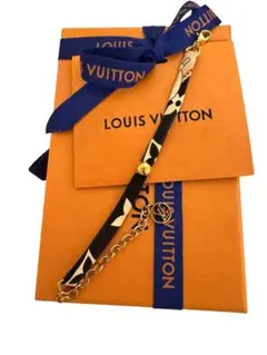 タイムセール❣️LOUIS VUITTON ルイヴィトン ブレスレット シルクのサムネイル