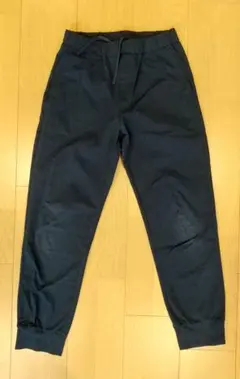 ユニクロ ウルトラストレッチアクティブジョガーパンツ ボトムス