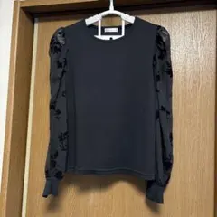 【最終お値下げ】Lespoin 黒 花柄シースルー長袖　パフスリーブ　M