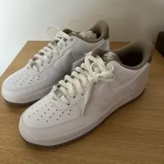 NIKE AIR FORCE 1 ホワイト/カーキ/ホワイト 27.5