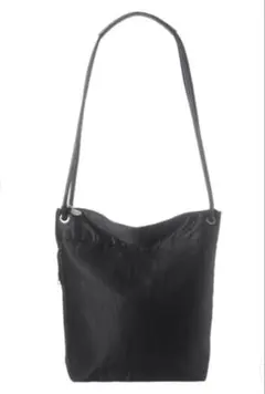 ヒロコハヤシ　美品　ショルダーバッグ　黒のサムネイル