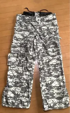 スノーボード用パンツ　S